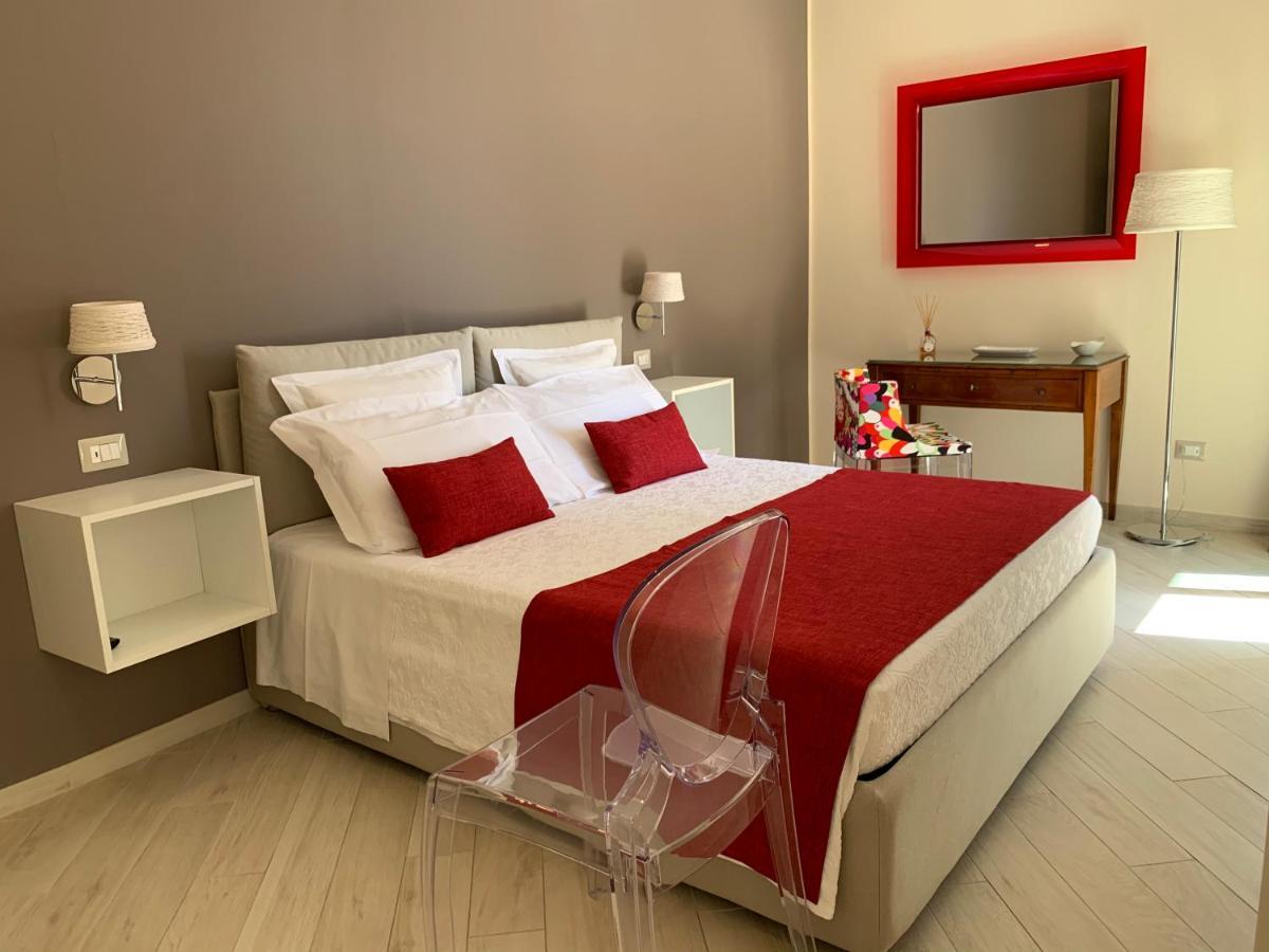Sparviero Luxury Suites Taormina Exterior foto